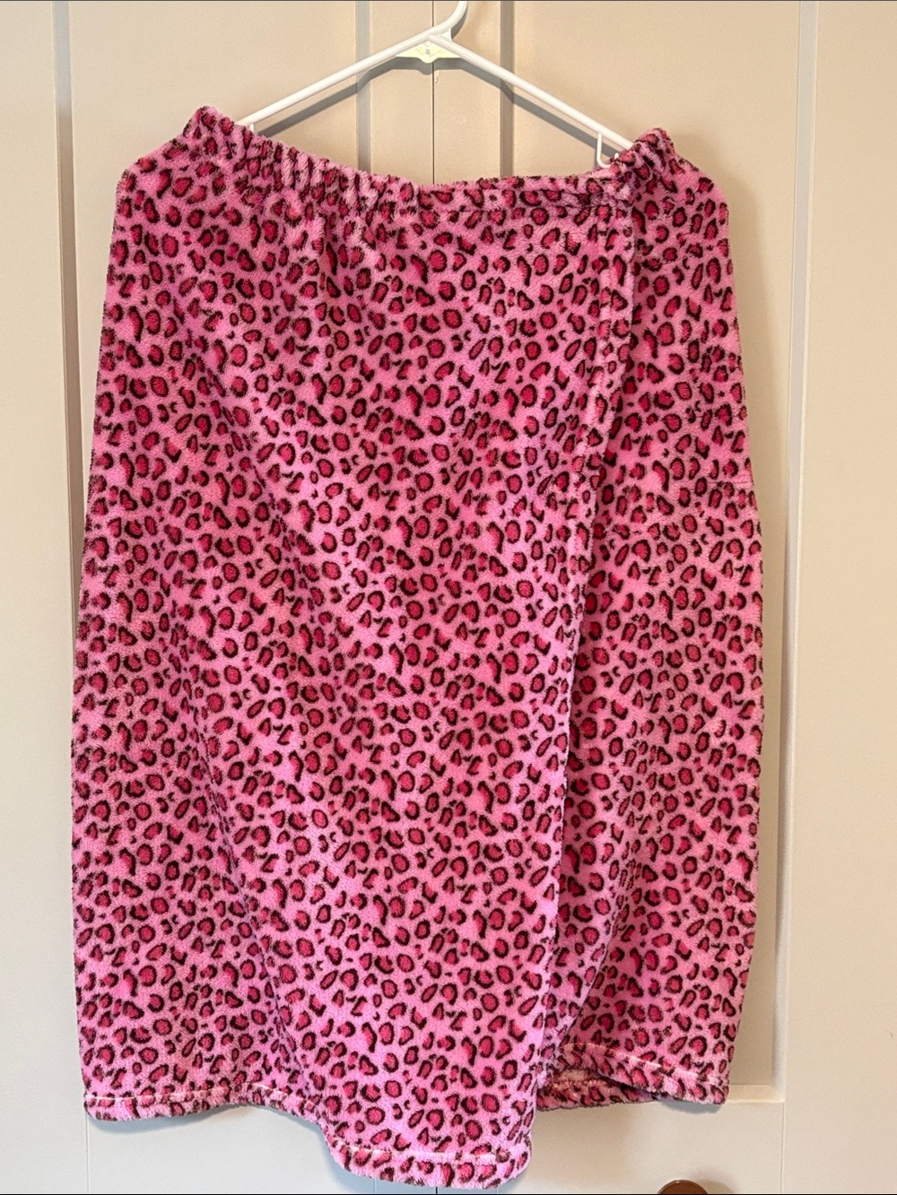 Pink Leopard Print Women's Towel Cover-Up - Soft Stretch Fabric